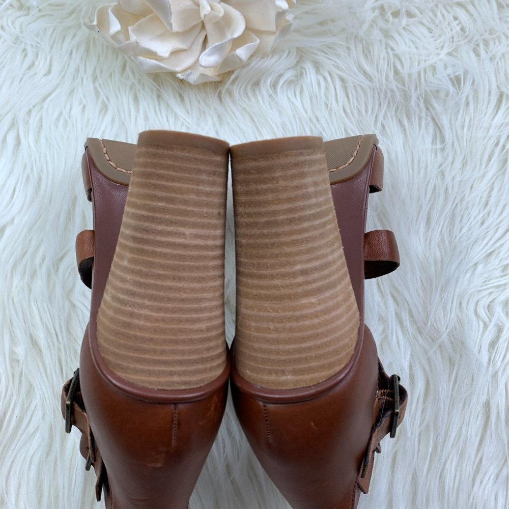 Lauren Ralph Lauren Retro Vibes Peep Toe Double Buckle Stacked Heels Women's 9 - Picture 6 of 8